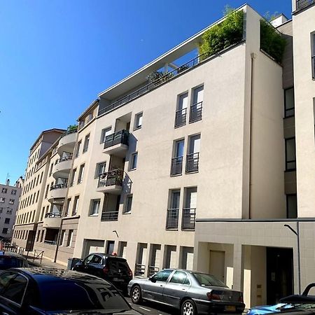 Beau Studio Tout Confort Au Calme Avec Parking . Lejlighed Villeurbanne Eksteriør billede